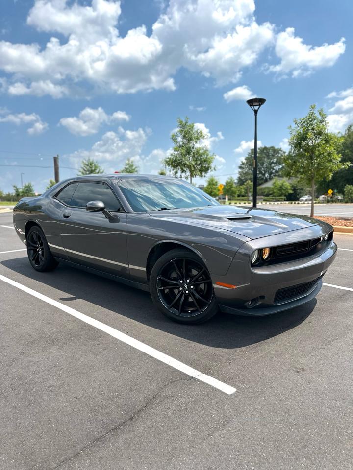 2018 Dodge Challenger SXT