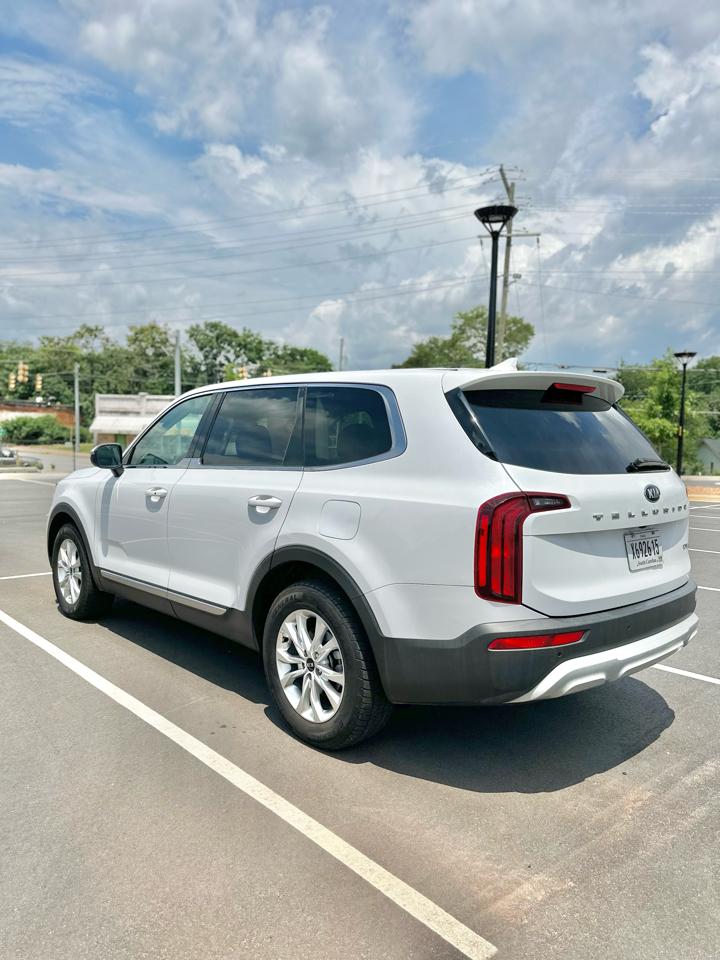 Kia Telluride LX 2020