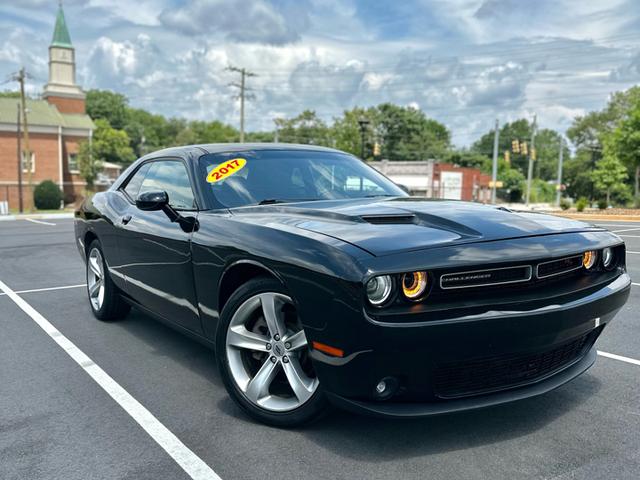 2017 Dodge Challenger R/T Plus RWD
