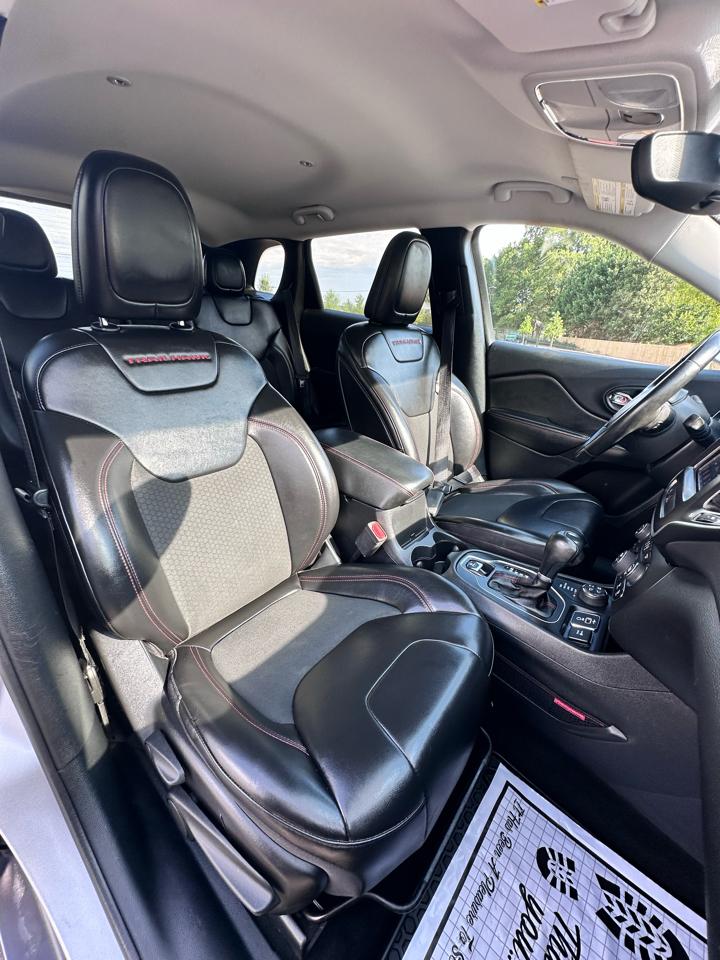 Jeep Cherokee Trailhawk 4WD 2020