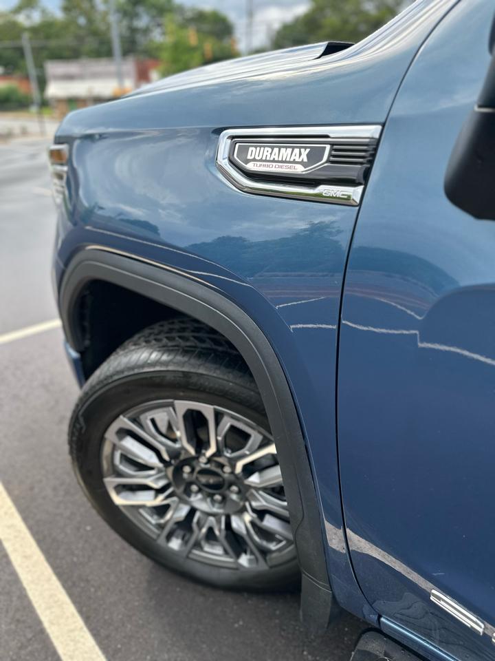GMC Sierra 1500 SLT Crew Cab 4WD 2024