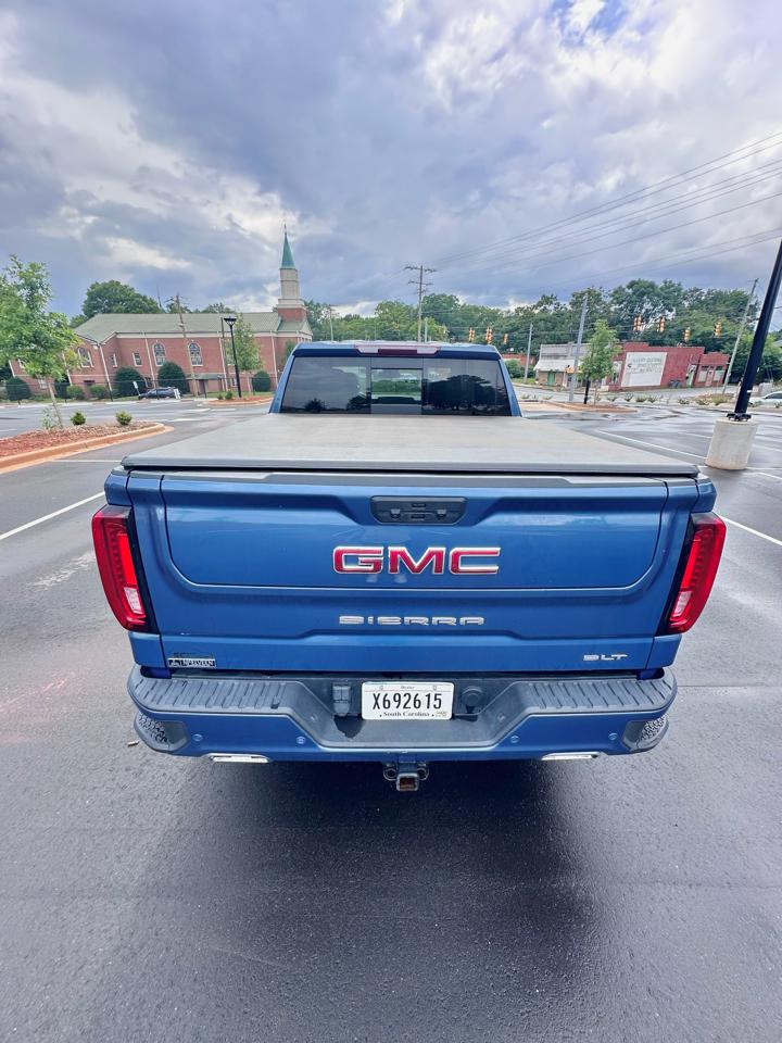GMC Sierra 1500 SLT Crew Cab 4WD 2024