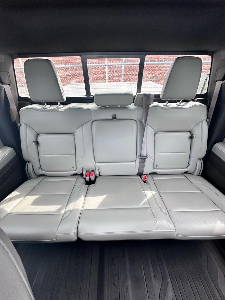 GMC Sierra 1500 SLT Crew Cab 4WD 2024
