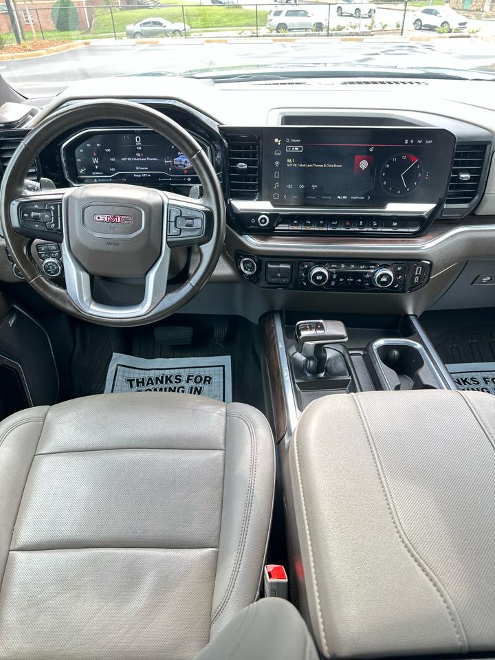 GMC Sierra 1500 SLT Crew Cab 4WD 2024
