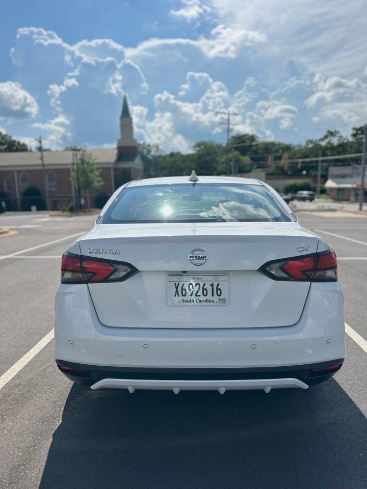 Nissan Versa SV 2021