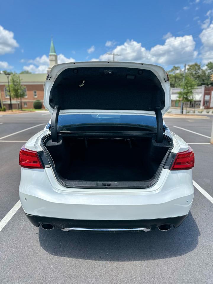 Nissan Maxima SR 3.5L 2017