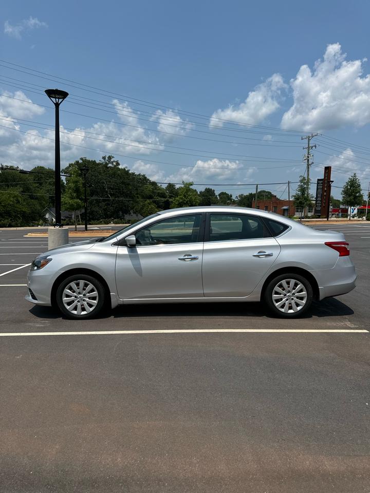 Nissan Sentra S CVT 2019