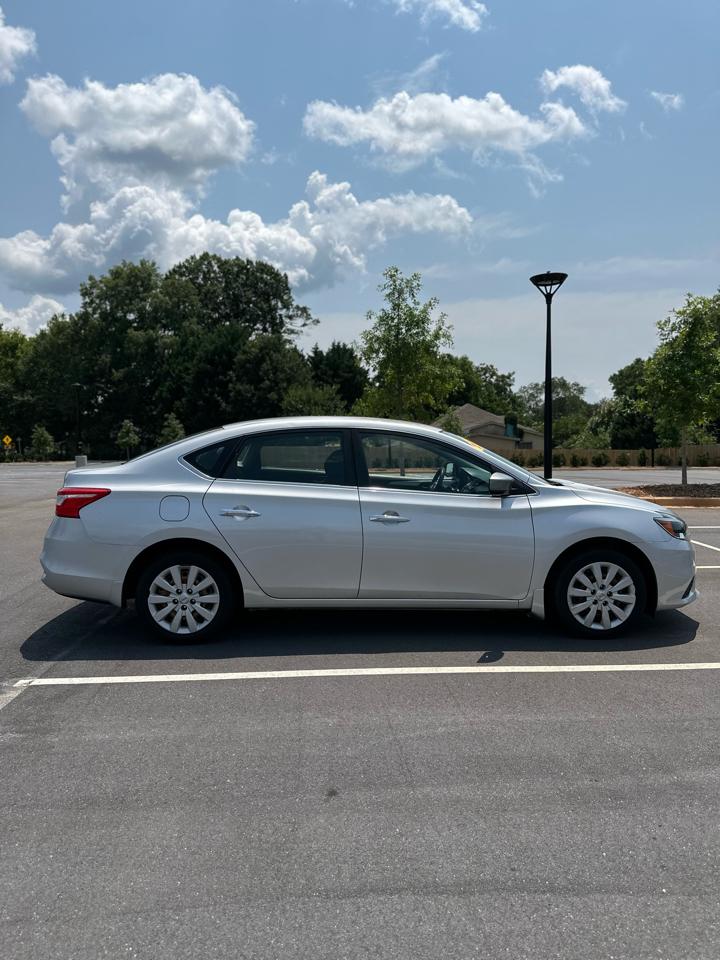 Nissan Sentra S CVT 2019