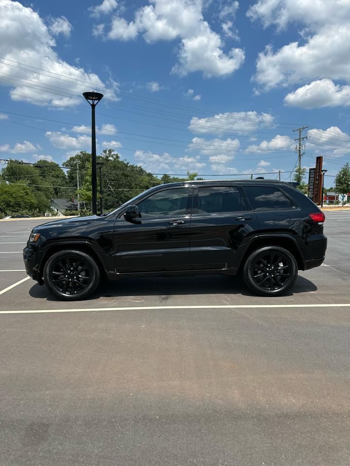 Jeep Grand Cherokee Laredo E 2WD 2021