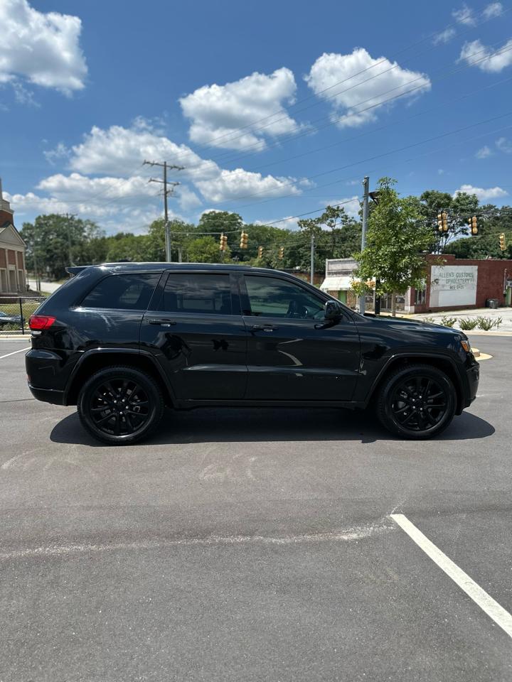 Jeep Grand Cherokee Laredo E 2WD 2021