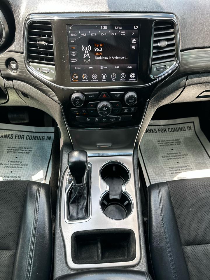 Jeep Grand Cherokee Laredo E 2WD 2021