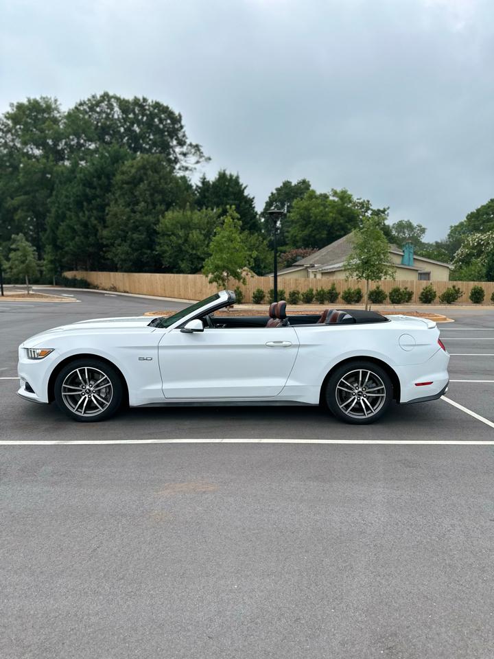 Ford Mustang GT convertible 2016