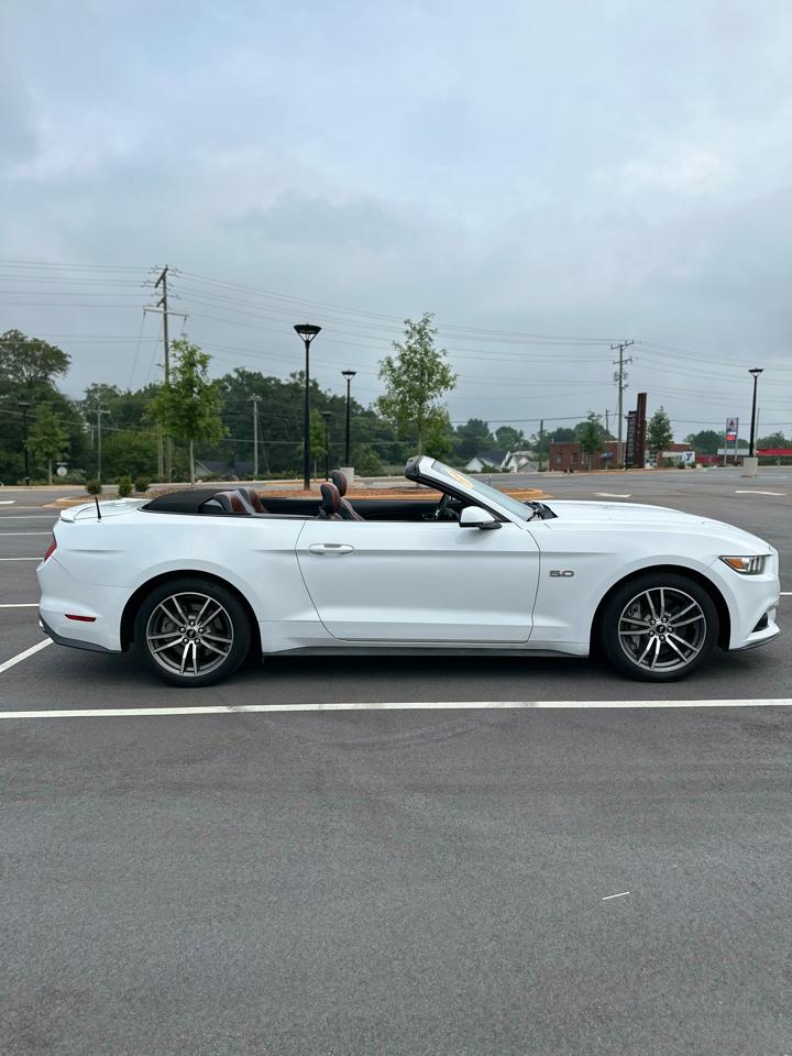 Ford Mustang GT convertible 2016