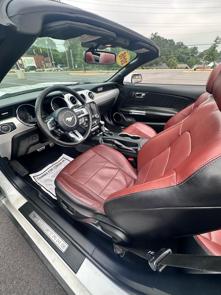 Ford Mustang GT convertible 2016