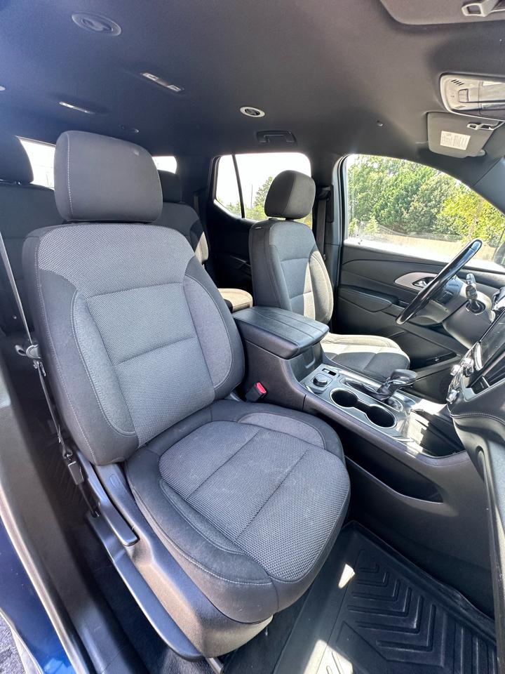 Chevrolet Traverse LT Cloth FWD 2022