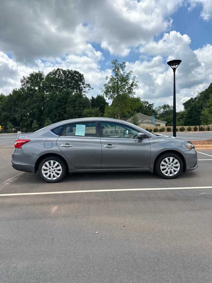 Nissan Sentra S CVT 2019