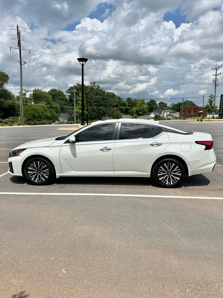 Nissan Altima 2.5 SV AWD 2023