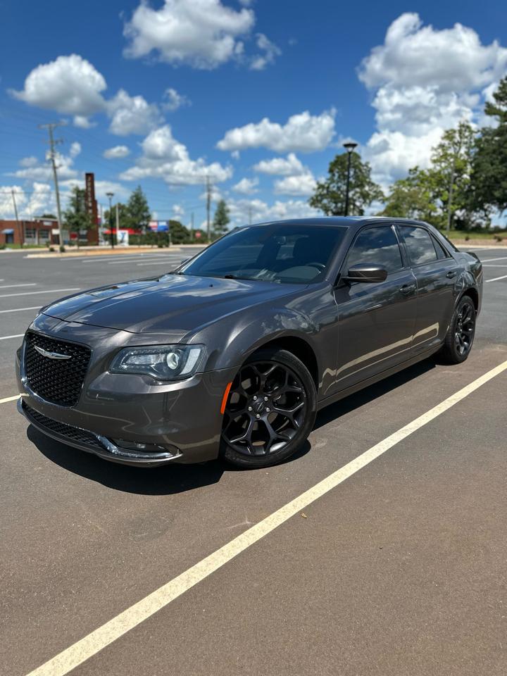 Chrysler 300 S V6 RWD 2019