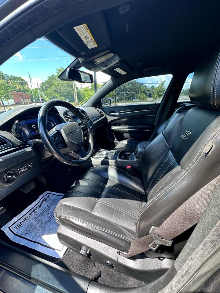 Chrysler 300 S V6 RWD 2019