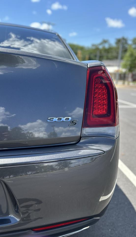 Chrysler 300 S V6 RWD 2019