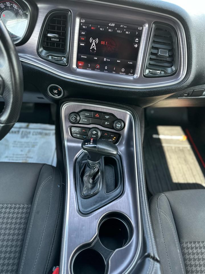 Dodge Challenger SXT 2018