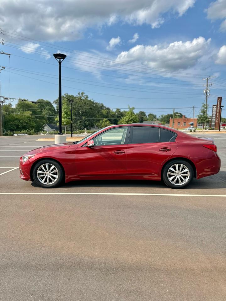 Infiniti Q50 Base 2015