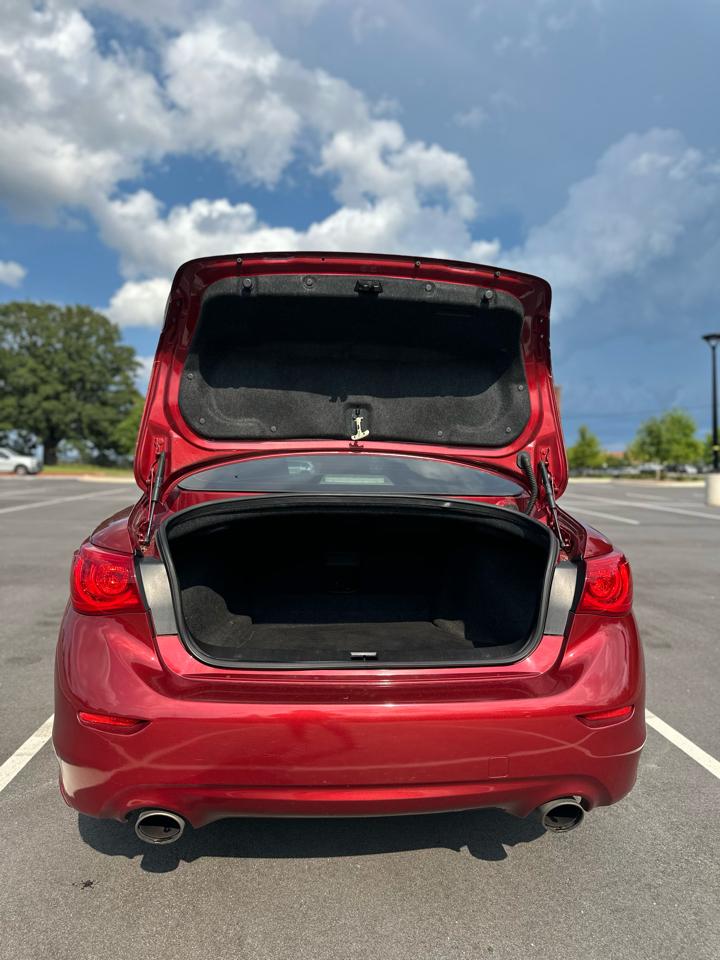 Infiniti Q50 Base 2015