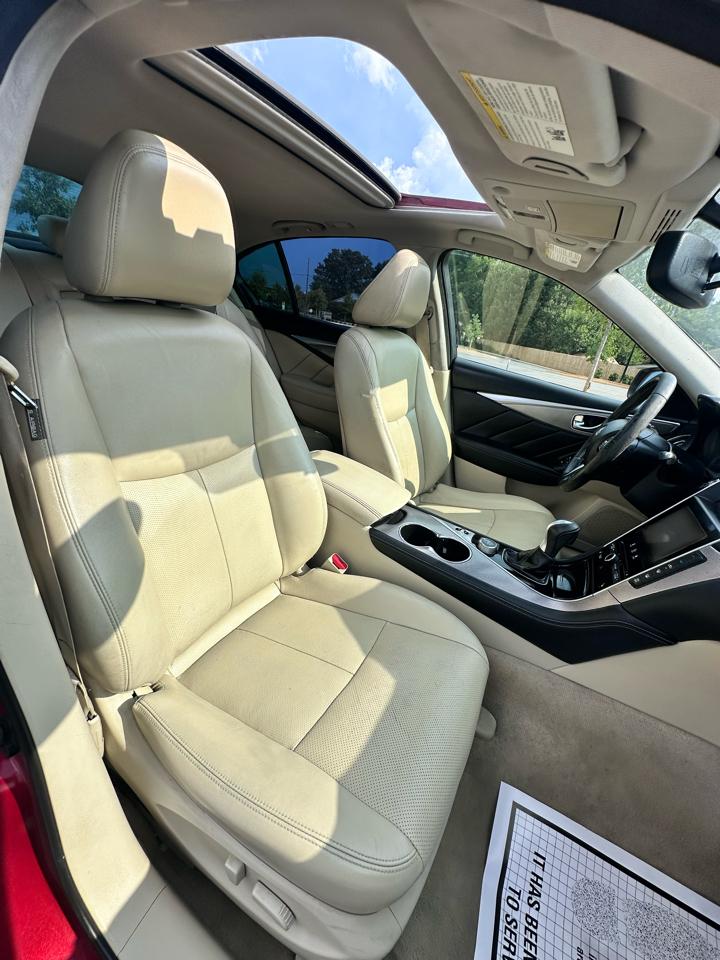 Infiniti Q50 Base 2015
