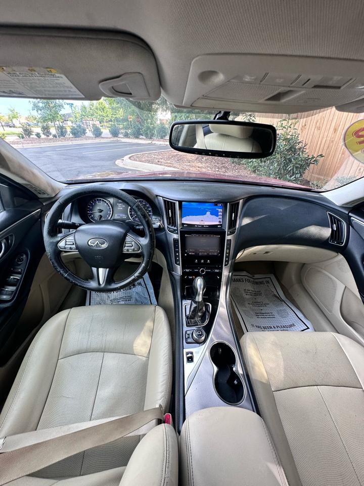 Infiniti Q50 Base 2015