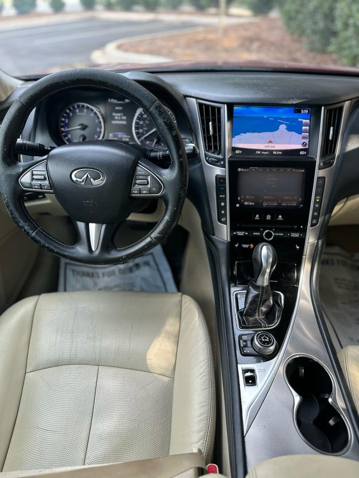 Infiniti Q50 Base 2015