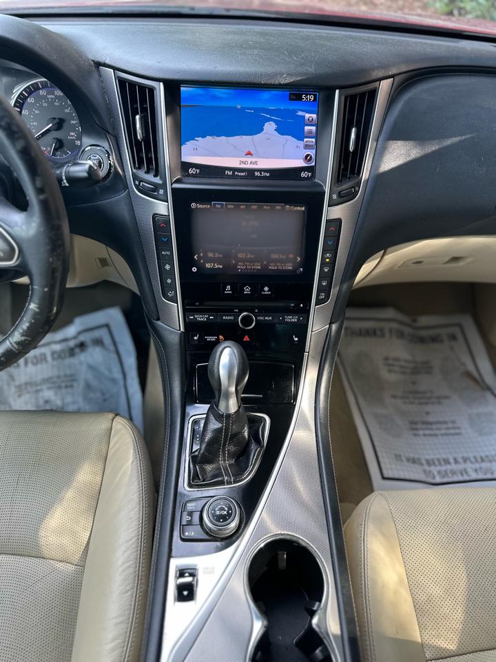 Infiniti Q50 Base 2015