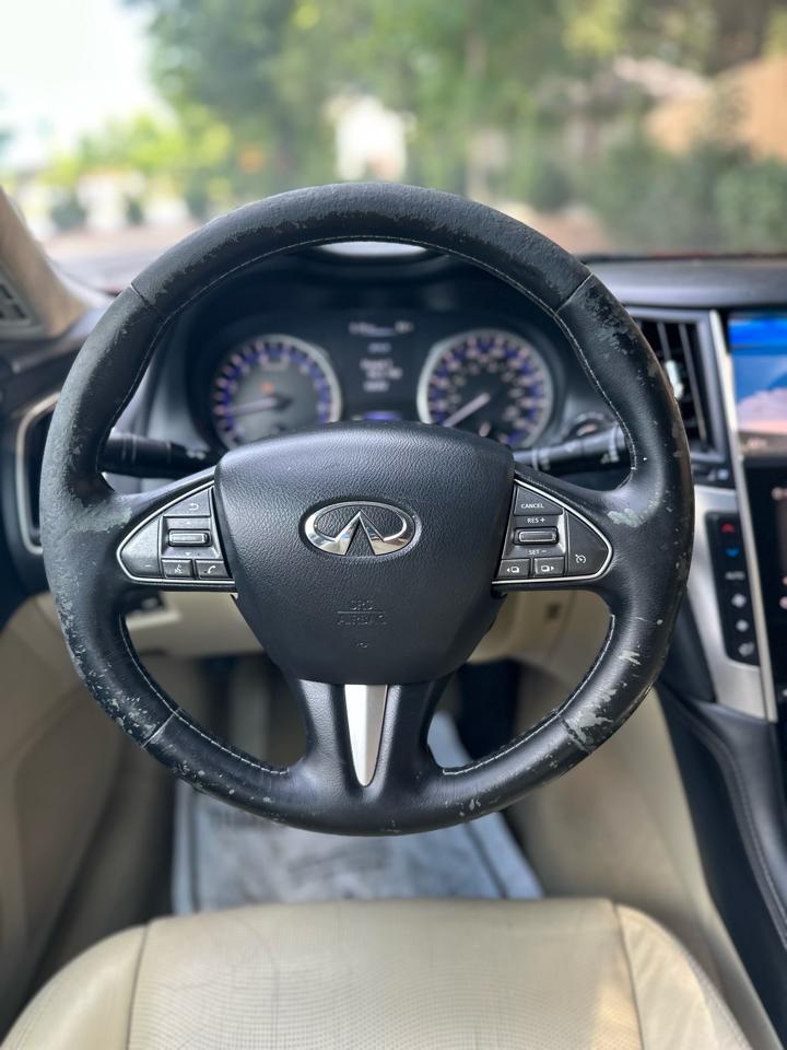 Infiniti Q50 Base 2015