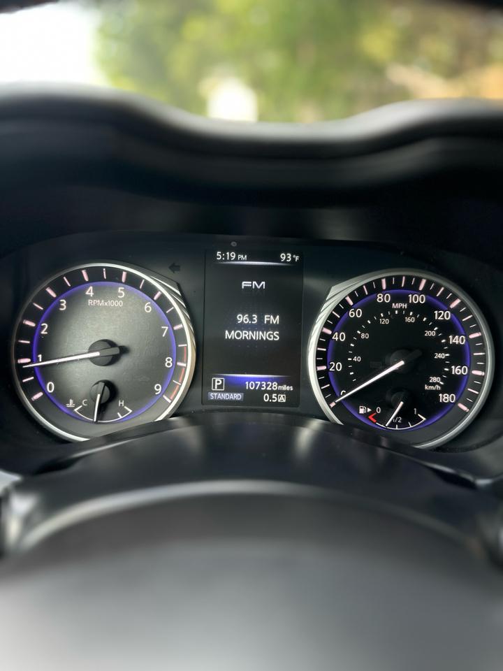 Infiniti Q50 Base 2015