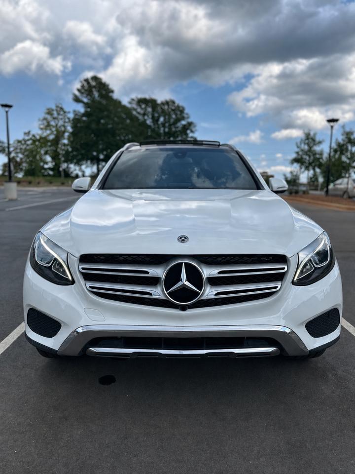 Mercedes-Benz GLC-Class GLC300 2019
