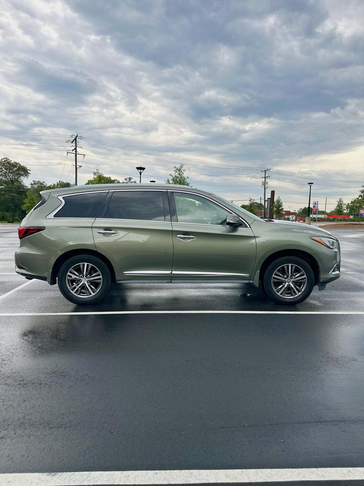 Infiniti QX60 Base AWD 2017