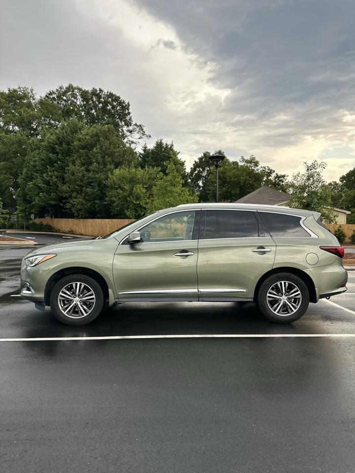 Infiniti QX60 Base AWD 2017