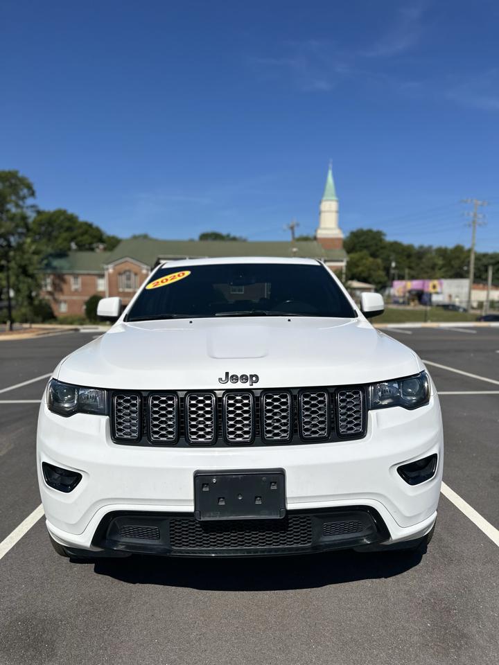 Jeep Grand Cherokee Laredo 4WD 2020