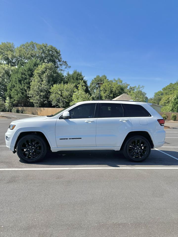 Jeep Grand Cherokee Laredo 4WD 2020