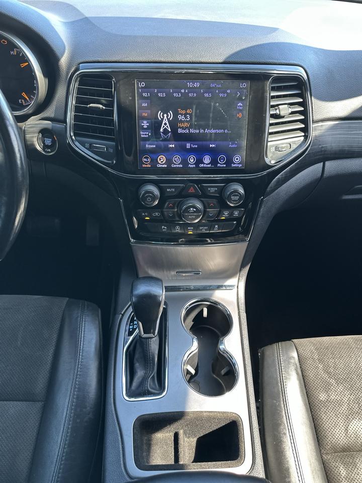 Jeep Grand Cherokee Laredo 4WD 2020