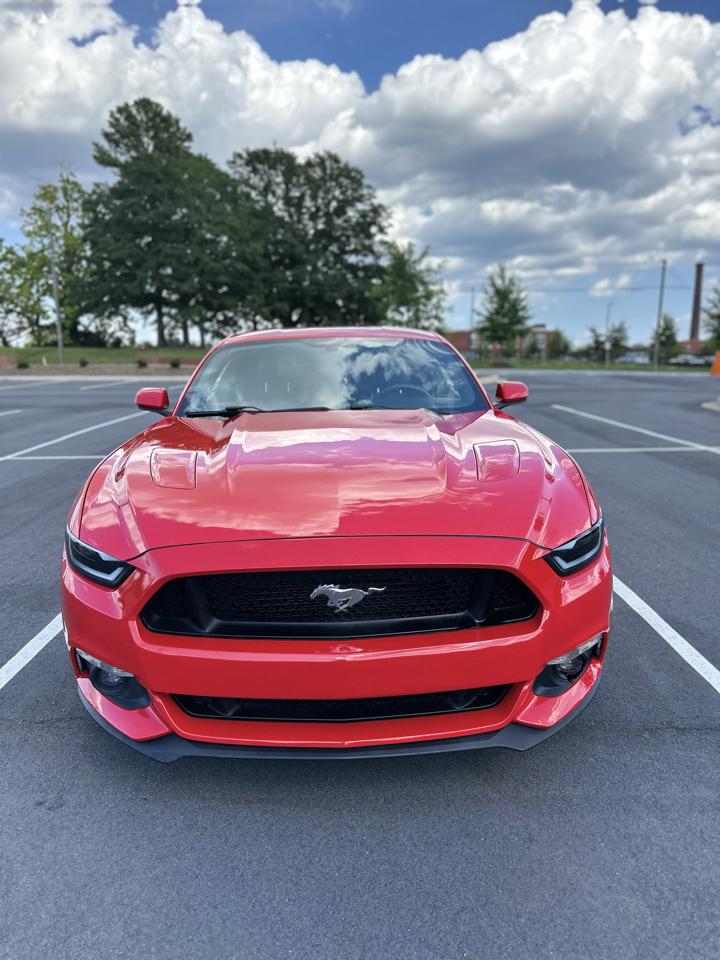 Ford Mustang GT Premium Coupe 2016