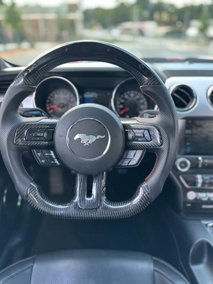 Ford Mustang GT Premium Coupe 2016