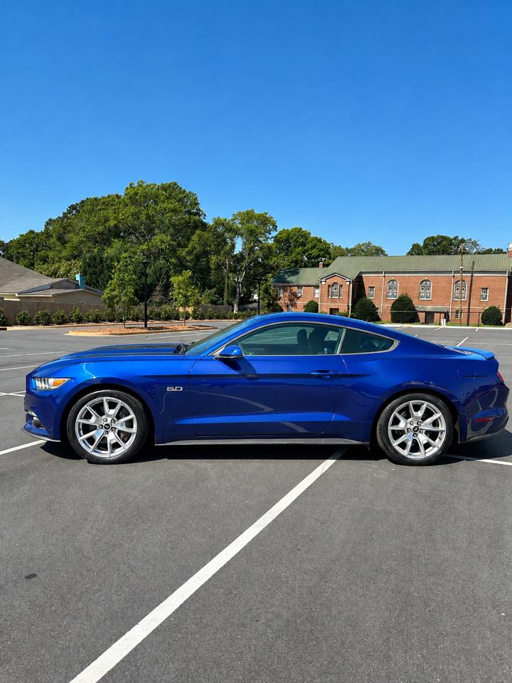 Ford Mustang GT Coupe 2015
