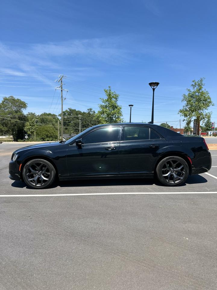 Chrysler 300 S V6 RWD 2021