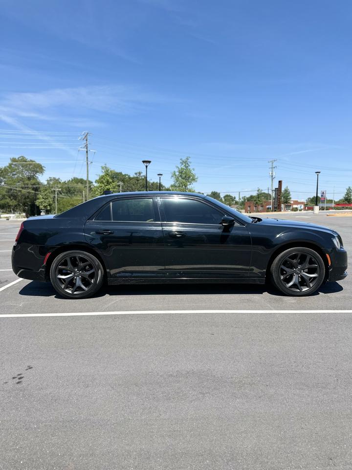 Chrysler 300 S V6 RWD 2021