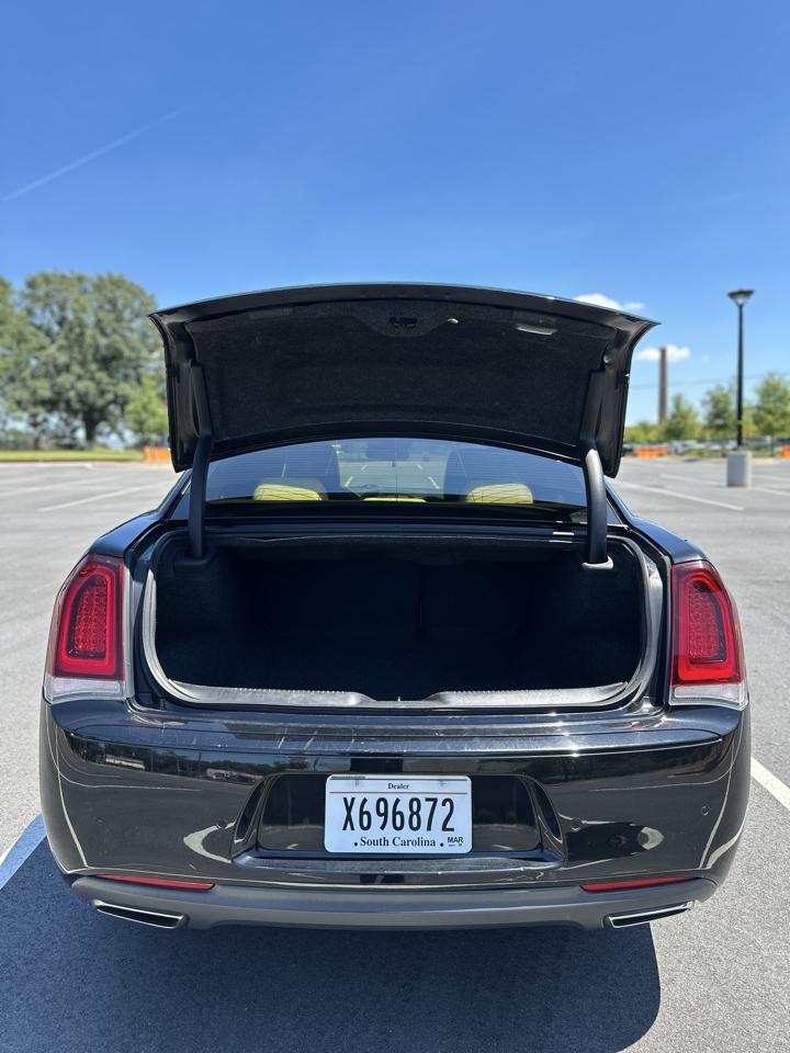 Chrysler 300 S V6 RWD 2021