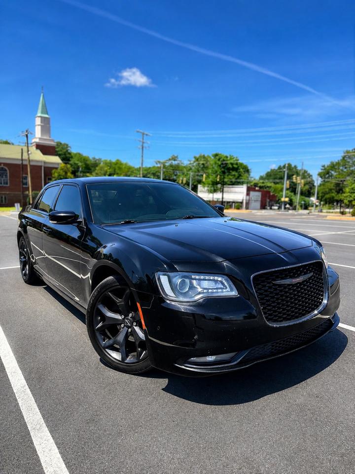 Chrysler 300 S V6 RWD 2021