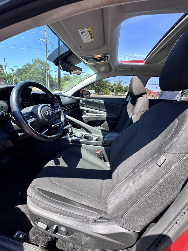 Hyundai Elantra SEL 2022