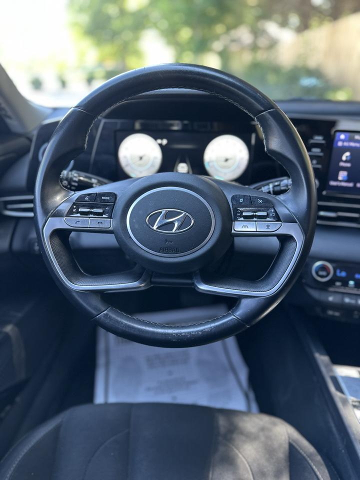 Hyundai Elantra SEL 2022