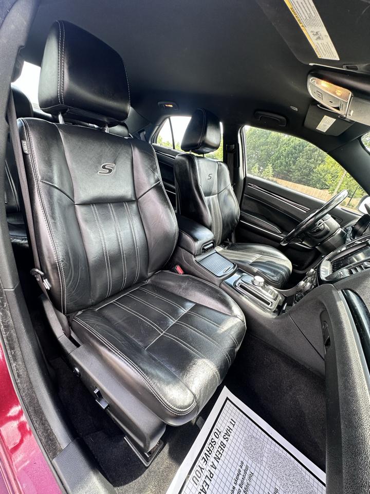 Chrysler 300 S V6 RWD 2019