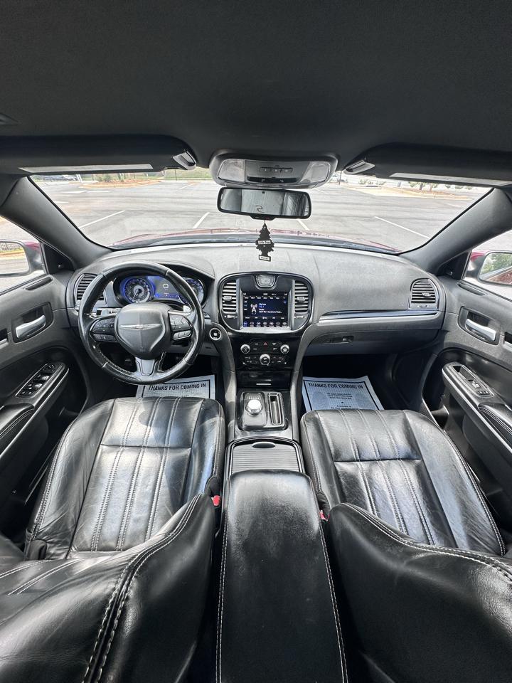 Chrysler 300 S V6 RWD 2019